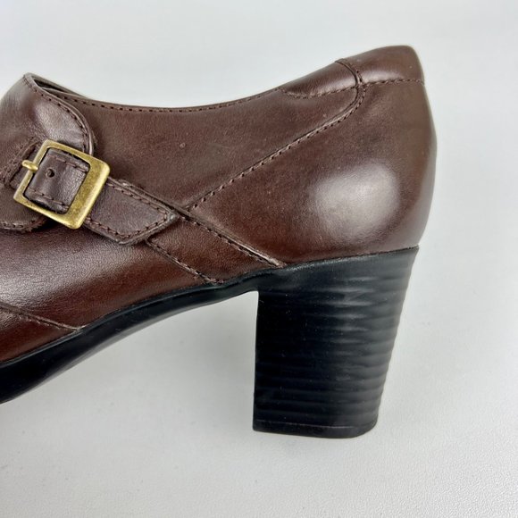 Clarks Womens Scheme Oyster Brown Leather Heeled Bootie Shootie Loafers size 7.5 - Picture 10 of 16